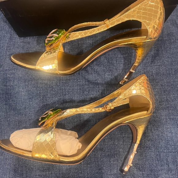 Vintage Gucci Gold Snake Sandals 37